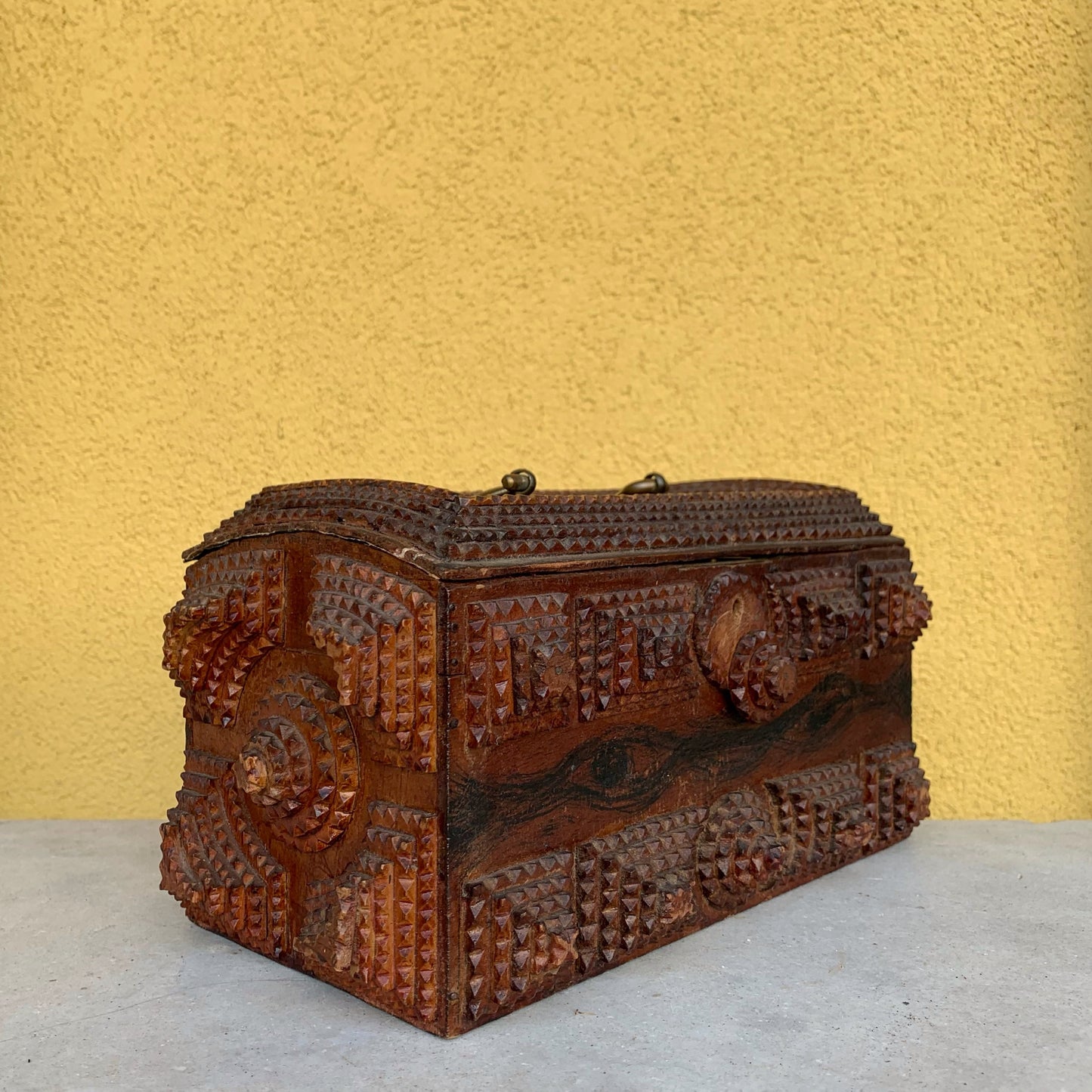 Tramp art box