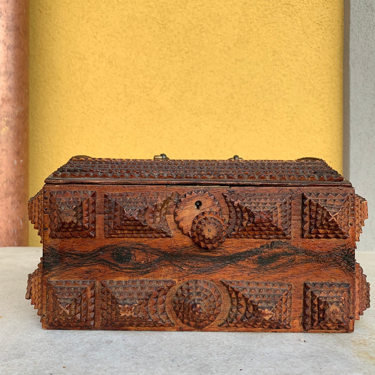 Tramp art box
