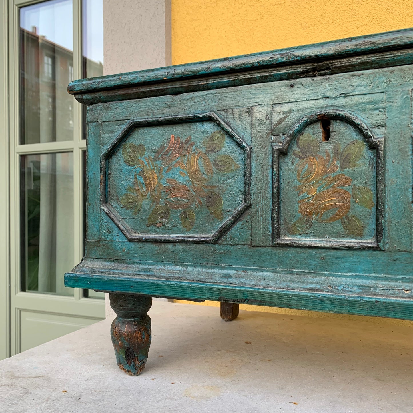 Lacquered chest