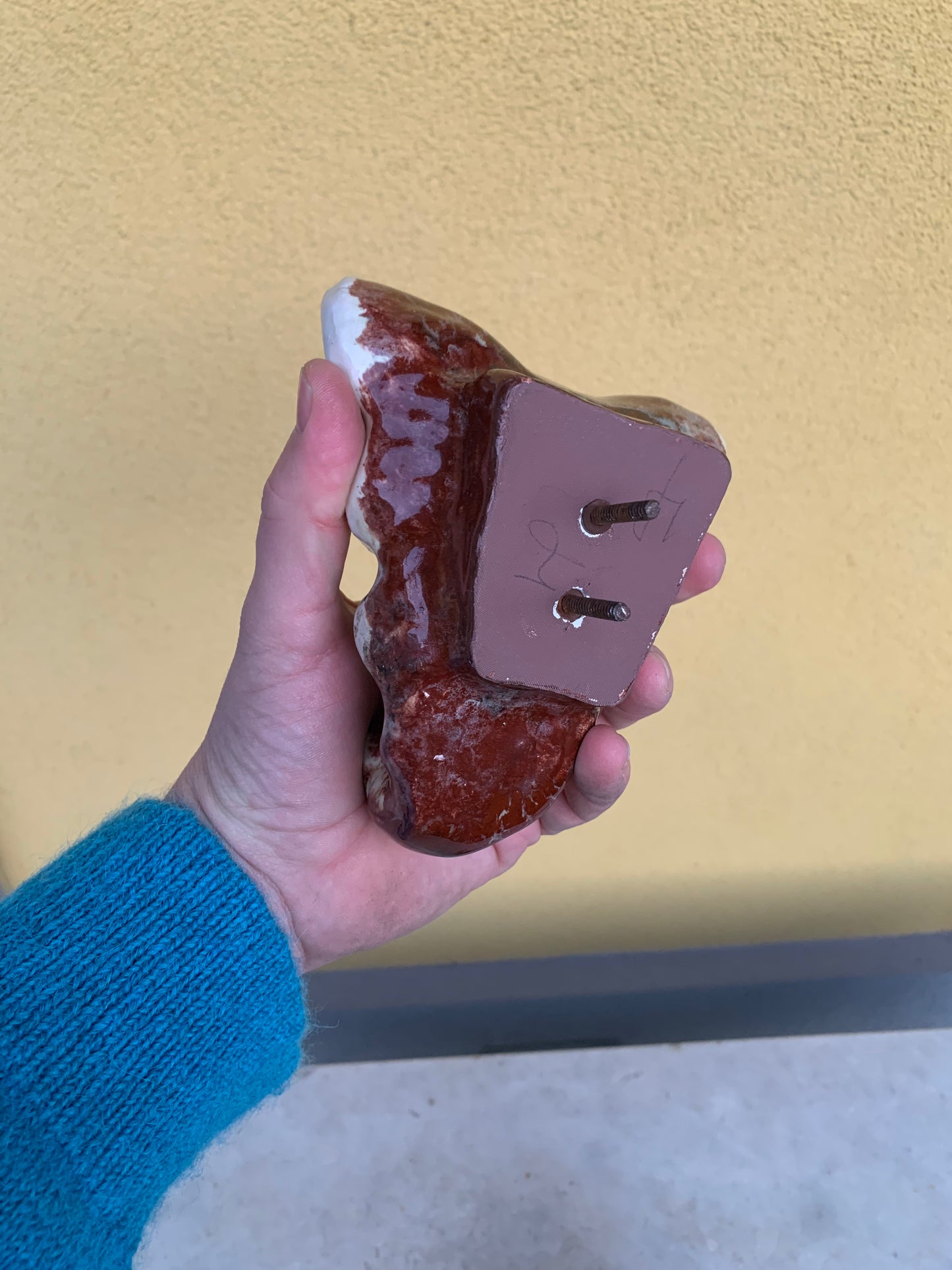 Ceramic wall brackets (set of two)
