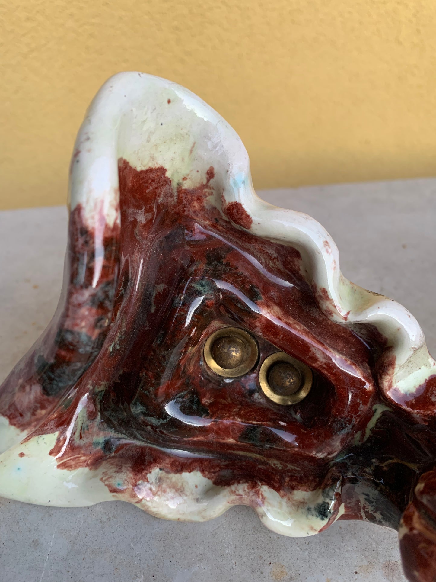 Ceramic wall brackets (set of two)