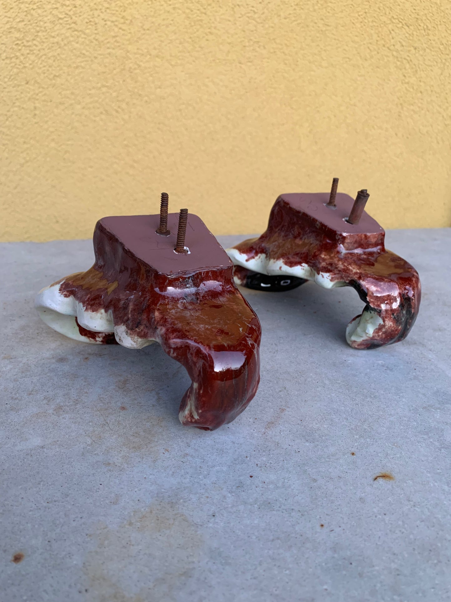 Ceramic wall brackets (set of two)