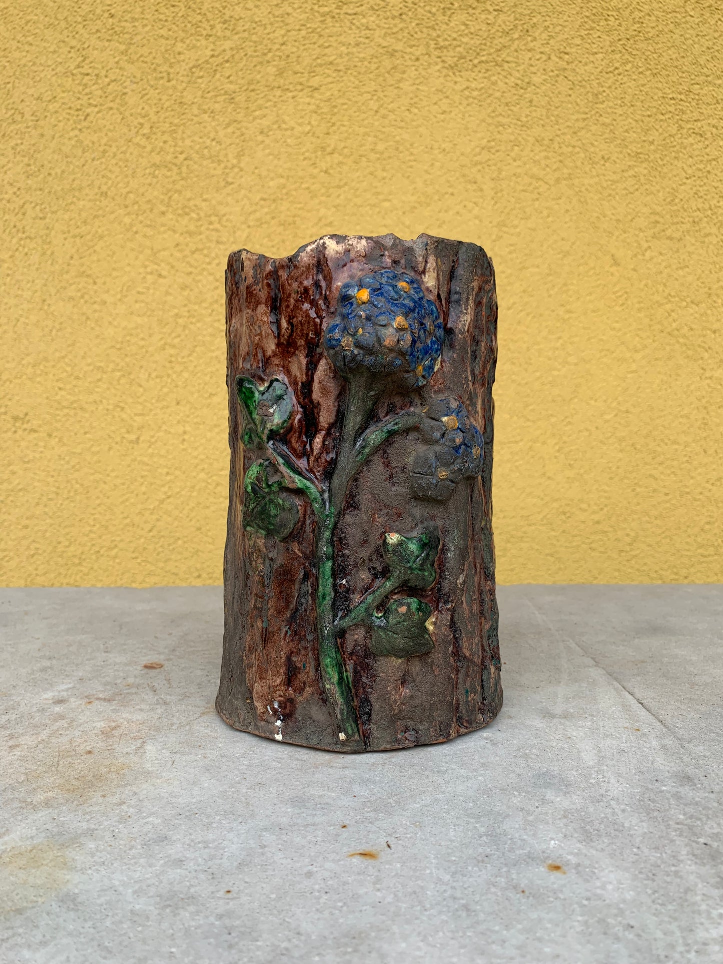 Terracotta vase trunk
