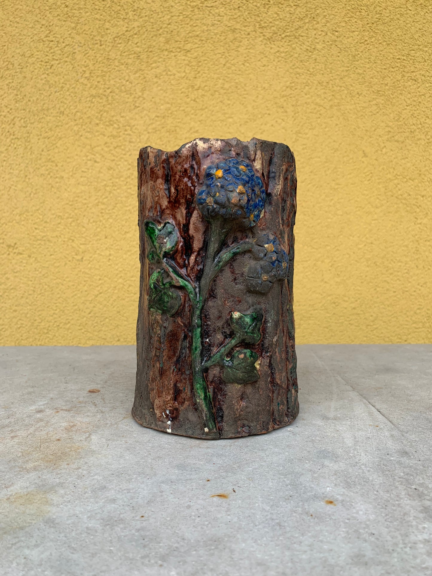 Terracotta vase trunk