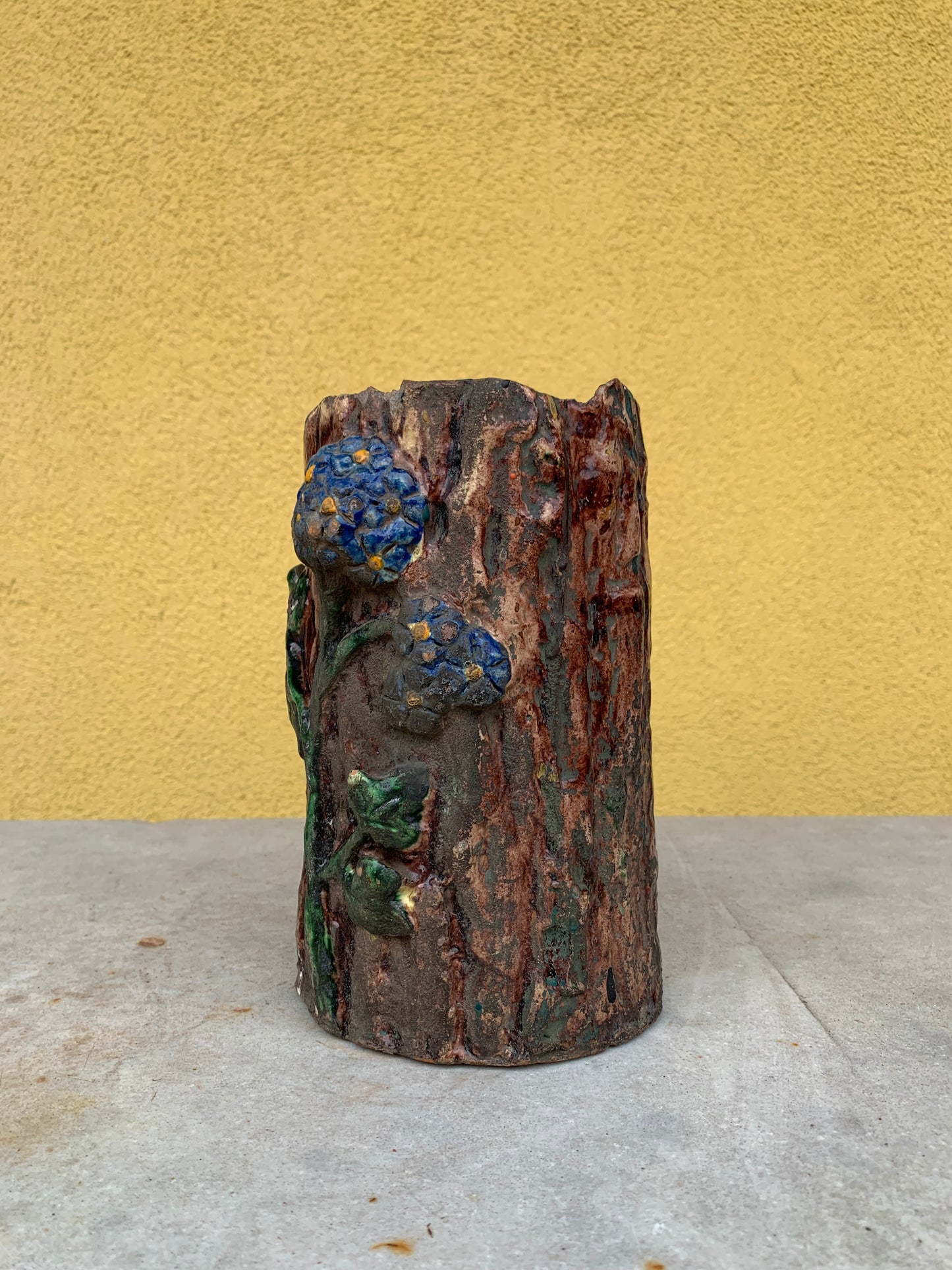 Terracotta vase trunk
